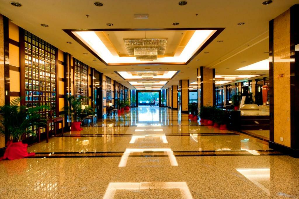 Imperial Palace Hotel Miri Eksteriør bilde